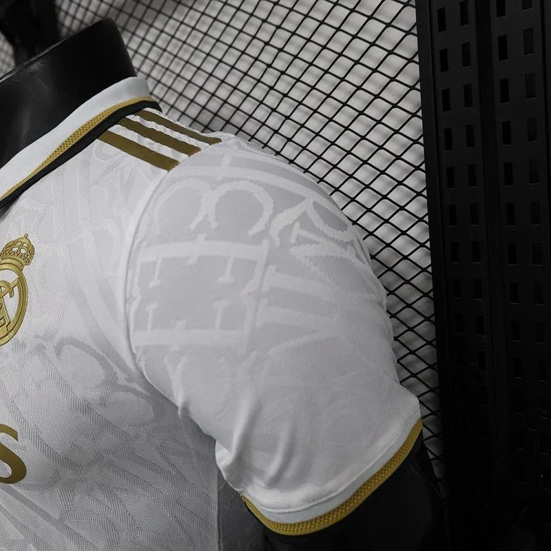 Camisa Real Madrid Golden Edição Especial 24/25 - Branco e Dourado